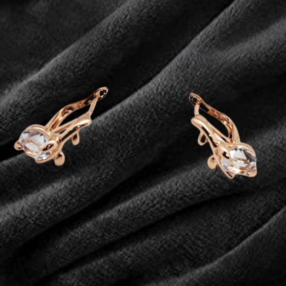 ✓🎄10/$20. Rose Gold Tone Necklace and Earrings Set with Clear Stones - Picture 2 of 4